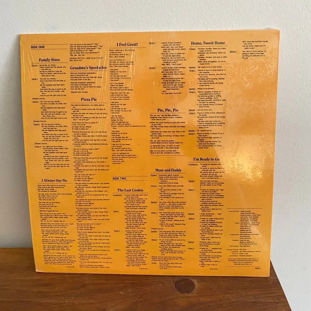 Vintage 1989 Families Sing & Learn Vinyl Record